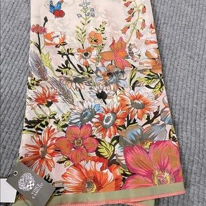 Vince Camuto Floral Polyester Scarf